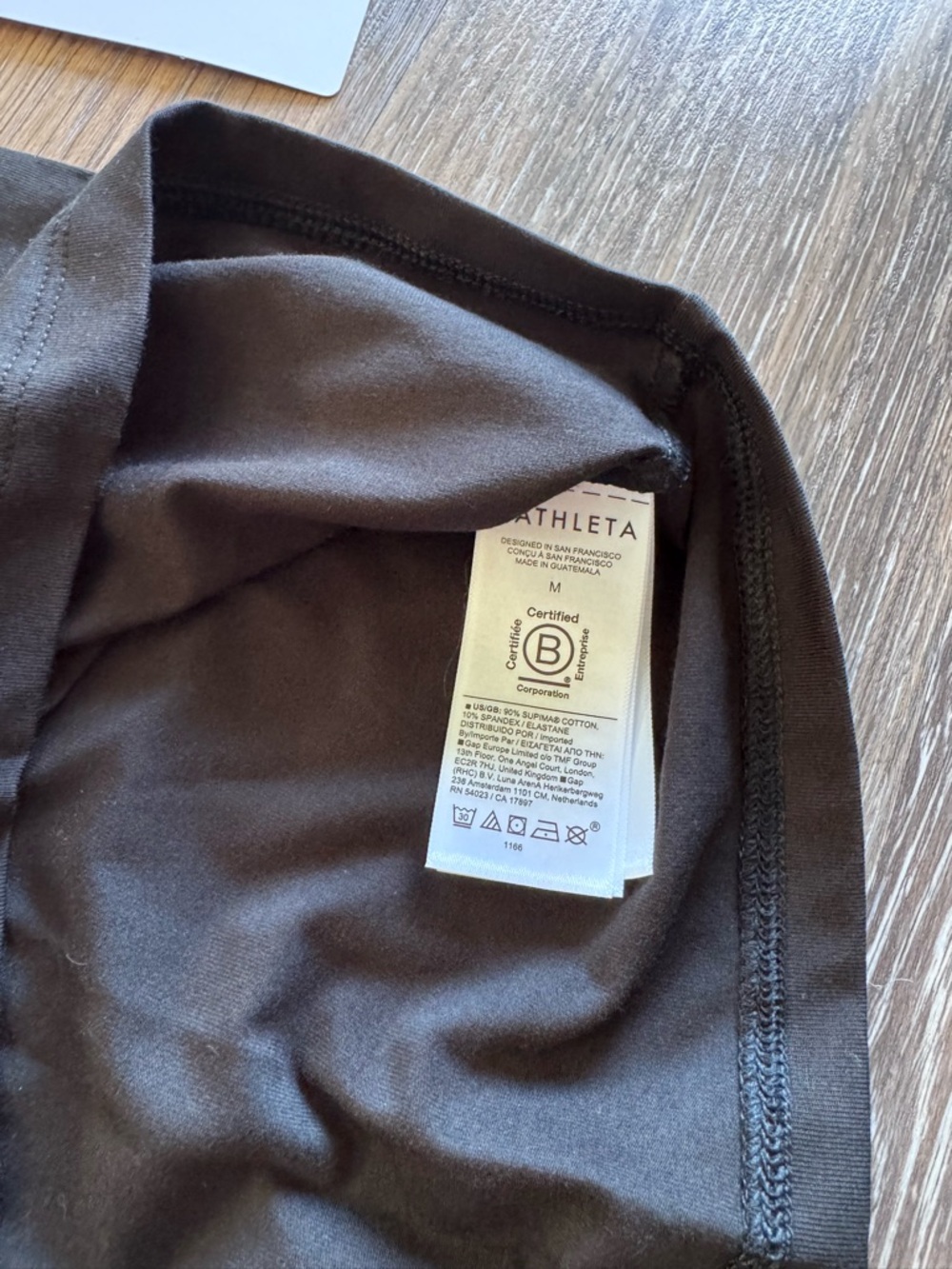 Athleta Essential Tank black - Picture 5 of 6